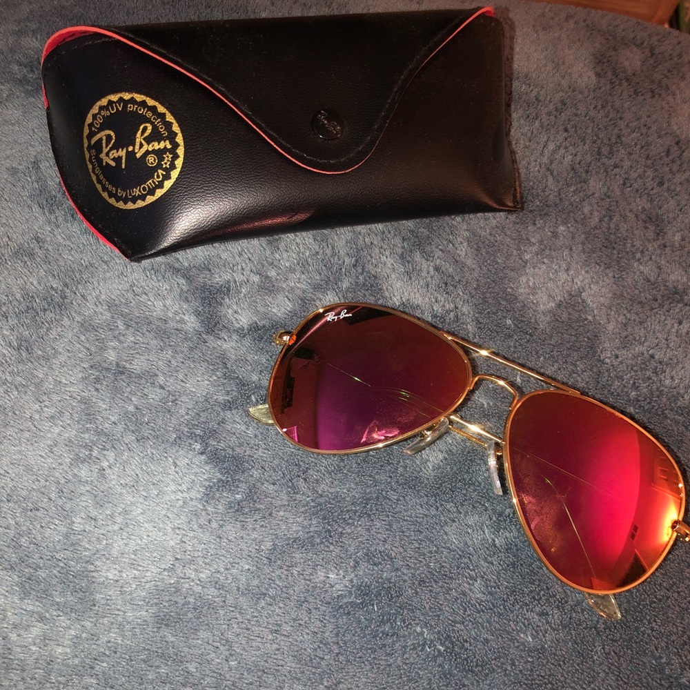 Pink Ray Bans.